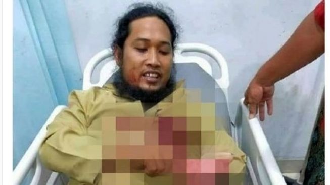 Foto-foto Ustaz Muhammad Zaid Maulana Setelah Ditusuk di Masjid