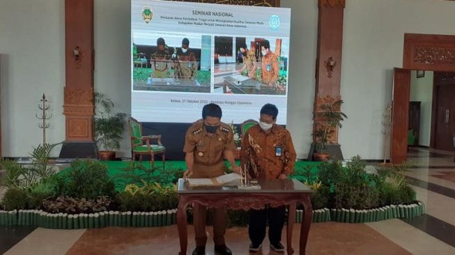 Pemkab Madiun Hibahkan 3 5 Hektare Untuk Pengembangan Kampus Uns