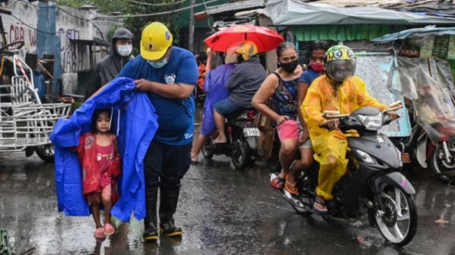 Dihantam Topan Goni, Kota di Filipina Alami Kerusakan Hingga 90 Persen