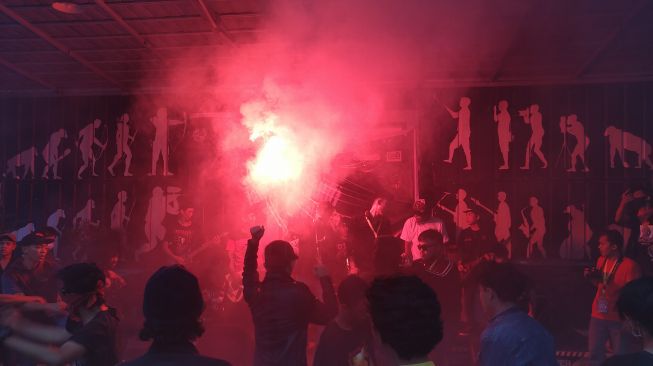 Koleksi Bersejarah Laskar Wong Kito Disiapkan untuk Isi Museum Sriwijaya FC