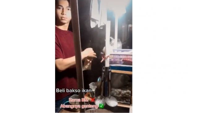 Viral Cewek Cewek Terpesona Tukang Bakso Mirip Raffi Ahmad Loekitas