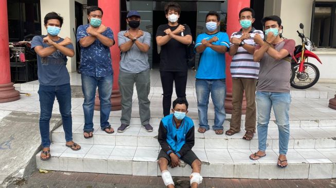 Variel, Bandit Jalanan Surabaya Spesialis Rampas HP dan Tas Ditembak