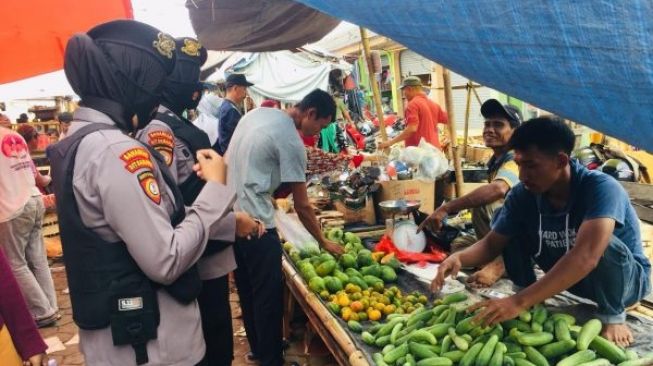 Demi Prokes Maksimal, Nong Jawara Banten Pakai Cara Unik Dekati Pedagang