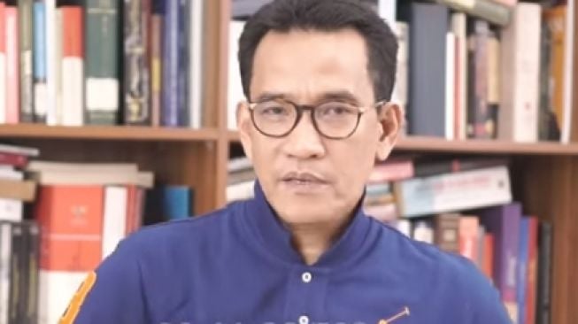 Jokowi Berani Tegur Luhut Binsar Pandjaitan, Refly Harun: Luar Biasa