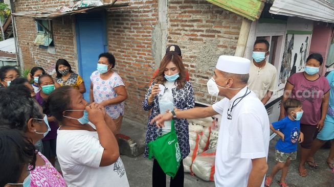 Bermasker yang Benar, Ikuti Langkah Dokter Cantik WHO Asal Solo Ini