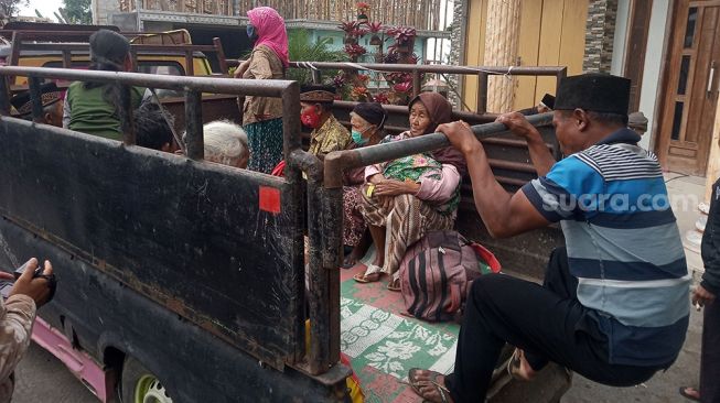 Antisipasi Situasi Kritis, 408 Warga Rentan di Lereng Merapi Dievakuasi