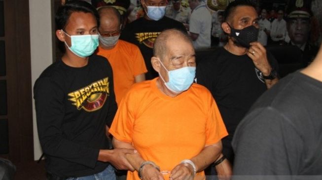 Terlibat Judi Togel, Polres Jakbar Tangkap 2 Pria Lanjut Usia di Petamburan