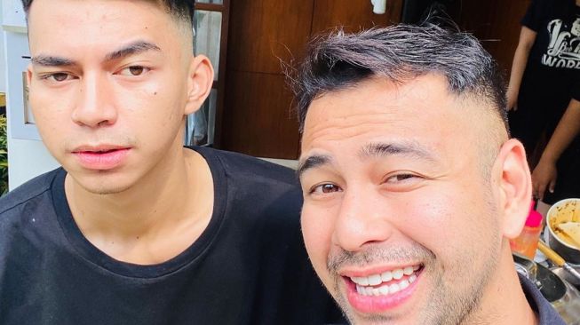 Raffi Ahmad Jawab Kabar Keluarga Tak Suka dengan Kehadiran Dimas