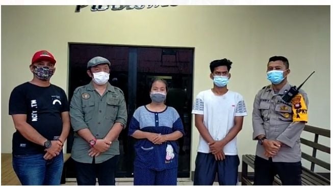 Klarifikasi Sucila, emak-emak yang viral di medsos karena marahi Satgas Covid-19 di pasar. (dok polisi)