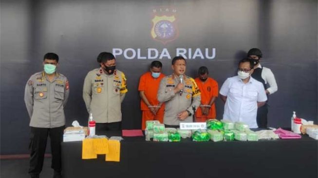Pengawal Kurir Sabu 20 Kg di Riau Ngaku Polisi, Diupah Rp 40 Juta
