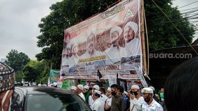 Hari Ini Habib Rizieq Diperiksa Polisi di Polda Jabar