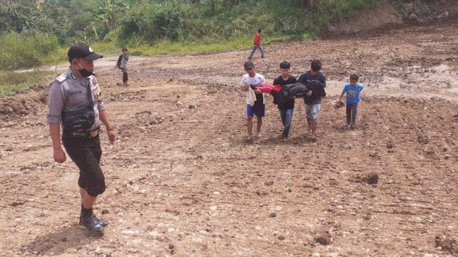 Dalam Sehari, 4 Bocah Tewas Tenggelam di Kali Bogor