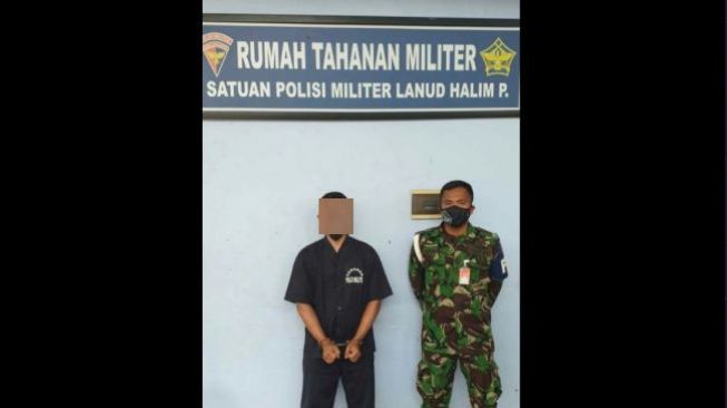 Anggota TNI AU Nyanyi Dukung Rizieq Ditahan, Kenapa?