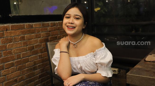 Brisia Jodie Tepis Rebut Julian Jacob dari Marion Jola