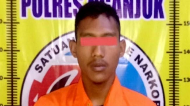 Pandemi, Siswa SMA Nganjuk Ini Bukannya Belajar di Rumah Malah Jualan Sabu