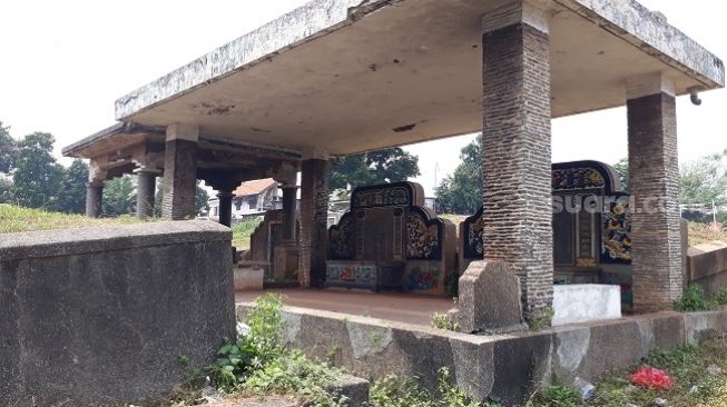Viral Sejoli Mesum di Kuburan, Warga: Sering Gandengan, Ternyata Begituan
