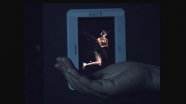 Hologram, teknologi masa depan smartphone. [Nature.com]