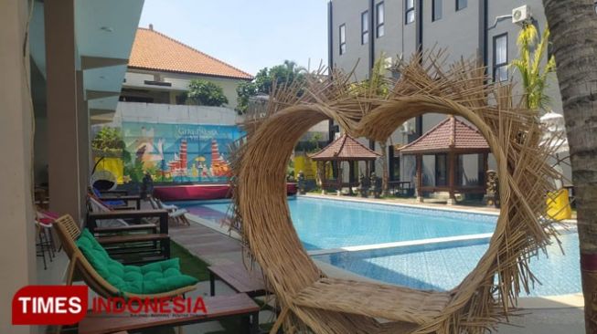 Have a Nice Balinese Ambience During Your Stay at Giri Palma Villas Malang