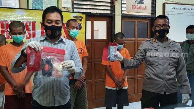 Diduga Edarkan Pil Psikotropika, 3 Orang Diamankan Polisi dalam Semalam