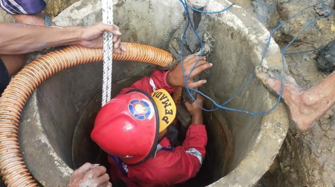 Satu Penggali Kritis Kena Semburan Gas Saat Mengeduk Sumur di Samarinda