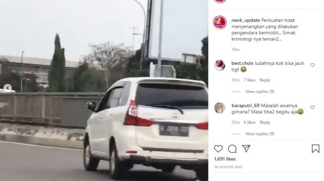 Pengemudi mobil yang ludahi pengendara lainnya di Tol. - (Instagram/@nenk_update)