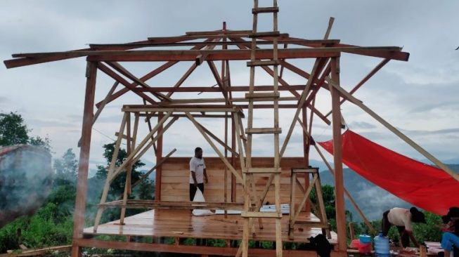 YCKG Bangun Musala di Puncak Wisata Bukit Arang