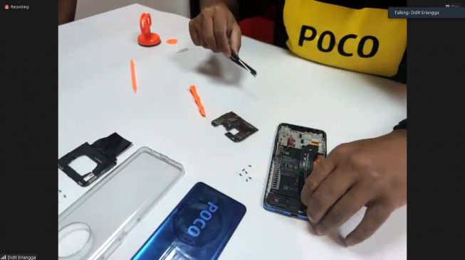 Bongkar POCO X3 NFC. [Screenshot/Dicky Prastya]