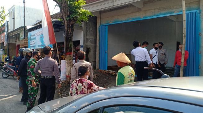 3 Kuli Bangunan Blitar Ditemukan Tergeletak Tersetrum Listrik, Satu Tewas