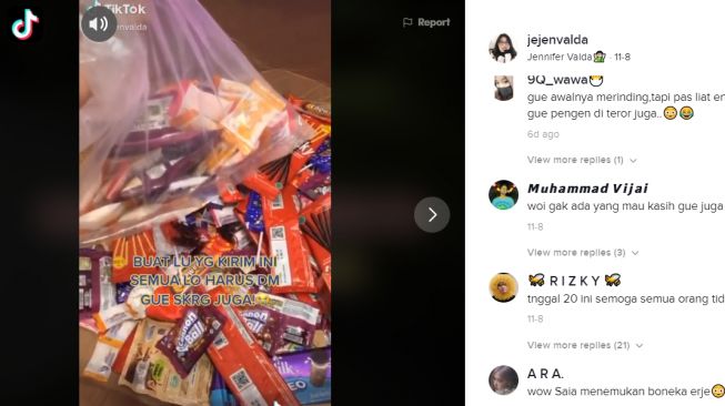 Paket misterius tengah malam. (TikTok/@jejenvalda)