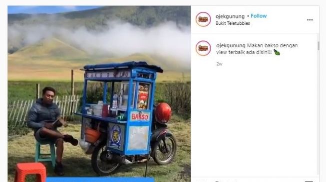 Mangkal di Bukit Teletubbies, Penjual Bakso Ini Beri Bonus Keindahan Bromo