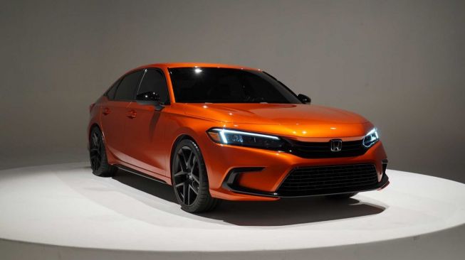 Gantengnya Mirip Chevy Camaro, Begini Wujud Utuh Honda Civic Terbaru