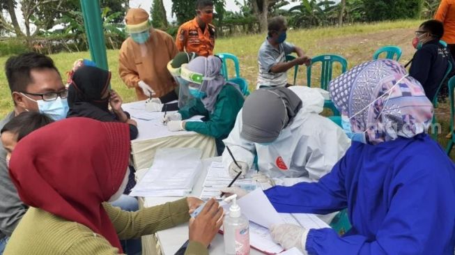 Jumlah Pasien Positif Covid-19 yang Dirawat di Karawang Menurun