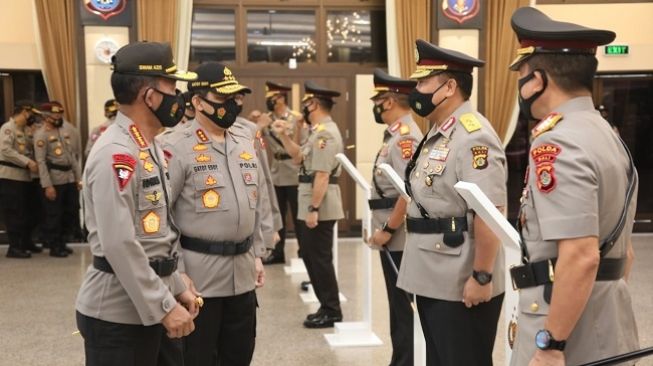 Kapolri lantik Kapolda Metro Jaya dan Kapolda Jabar yang baru. (Dok. Polri)