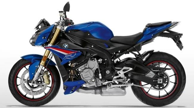 BMW S 1000 R Model 2021 Tampil Lebih Sporty, Bertabur Fitur