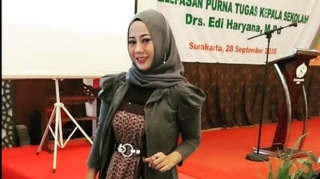 Ika Hanum Pilih Dangdut Karena Lebih Menantang, Terutama Cengkoknya