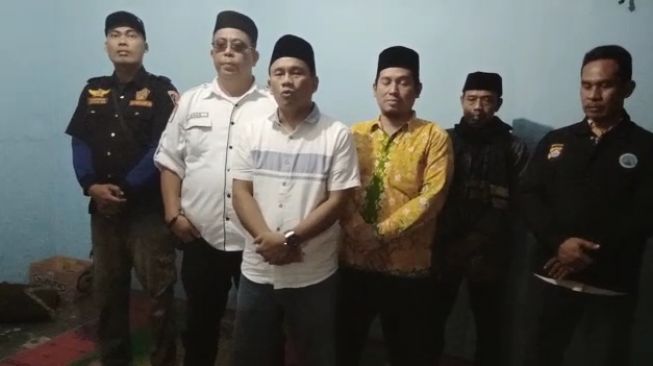 Laskar Pendekar Banten Sejati (Lapbas) menyampaikan klarifikasi terkait aksi deklarasi penolakan Habib Rizieq Shihab. (Foto: Bidik layar video)