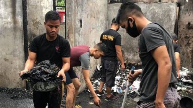 Kebakaran di Asrama Brimob, 13 Rumah Hangus Terbakar