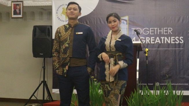 Ultah, Hotel D'Senopati Malioboro Luncurkan Seragam Baru Karya Anne Avantie