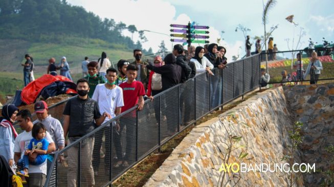 Wisata Membludak, KPAI Khawatir Anak-anak Terpapar Covid-19 Usai Lebaran