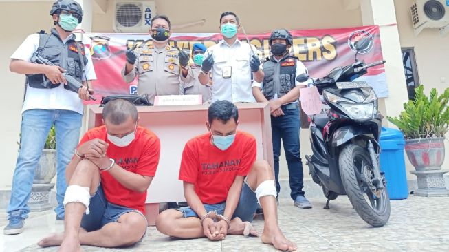 Dorr! Dua Bandit Surabaya Ditembak, Bawa Jimat Saat Beraksi Tapi Tak Fungsi