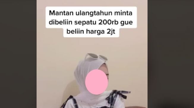 Viral Perempuan Beri Kado Harga Jutaan ke Mantan, Publik Ingatkan Ini