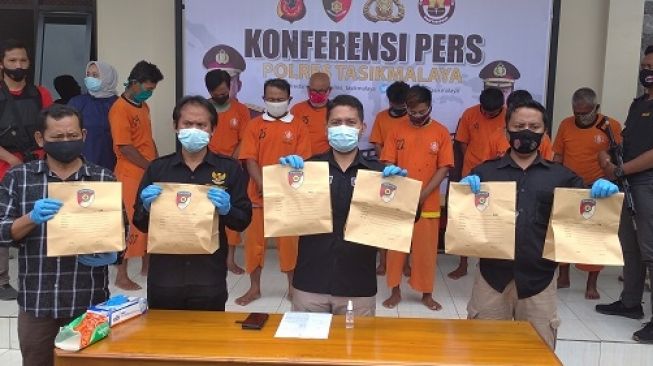 Polisi Tangkap 9 Pelaku Pelecehan Remaja, Mayoritas Pria Lanjut Usia