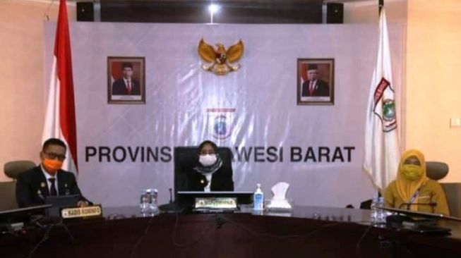 Selamat.. Provinsi Sulawesi Barat, Raih Kategori “Menuju Informatif”