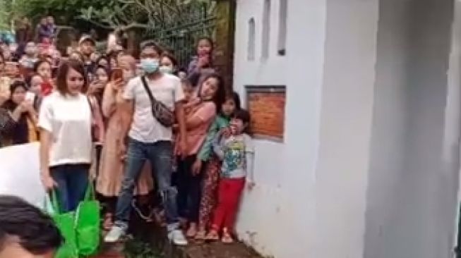 Artis Syuting Sinetron Ditonton Orang Sekampung, 'Jiwa Insecureku Menjerit'