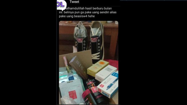 Wanita Ini Pamer Beli Skincare Pakai Uang Beasiswa, Tuai Perdebatan Publik