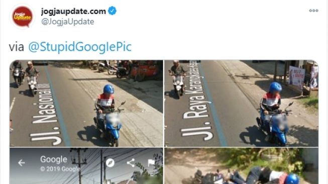 Asyik Main HP, Pemotor Tertangkap Kamera Google Street Jatuh Tersungkur