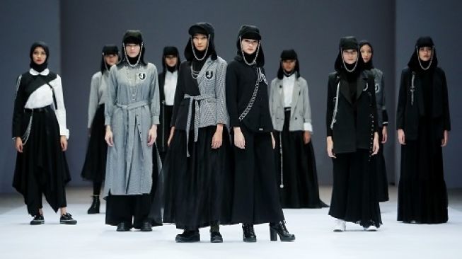 Indonesia Fashion Forward Pamerkan Karya 4 Desainer di JFW 2021