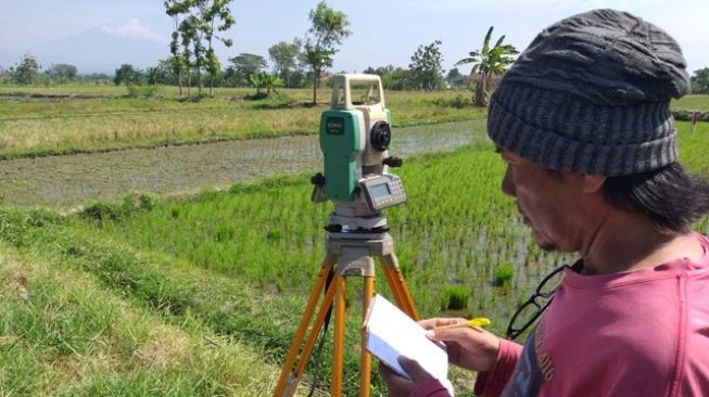 Jalan Tol Solo-Jogja Terjang 5 Masjid dan 5 Permakaman di Klaten