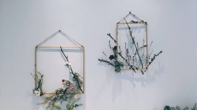 Hacks Super Praktis Bikin Dried Flowers untuk Mempercantik Ruangan