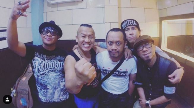 Pas Band [Instagram]